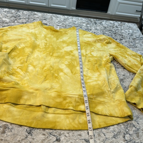 All in motion | Tie Dye Sweatshirt w/ Pockets & Thumbholes in Yellow Size XXL - Picture 8 of 10